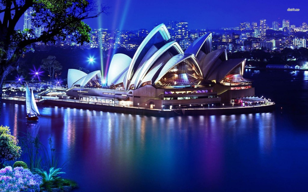 13480-sydney-opera-house-1680x1050-world-wallpaper